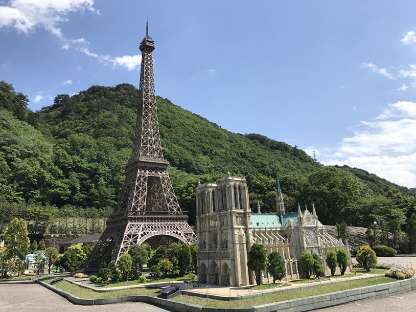 🏞️ 토부 월드 스퀘어 이미지 3